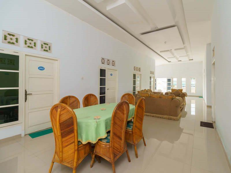 Reddoorz Syariah Near Simpang Sekip Palembang Hotel Exterior photo