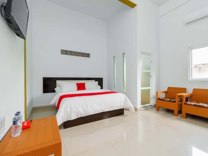 Reddoorz Syariah Near Simpang Sekip Palembang Hotel Exterior photo